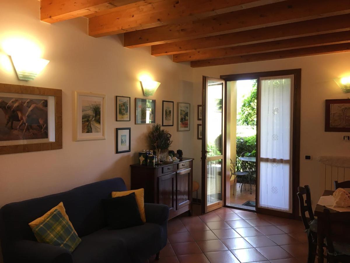 Appartamento Luisa Al Lago D'Iseo Паратико Екстериор снимка