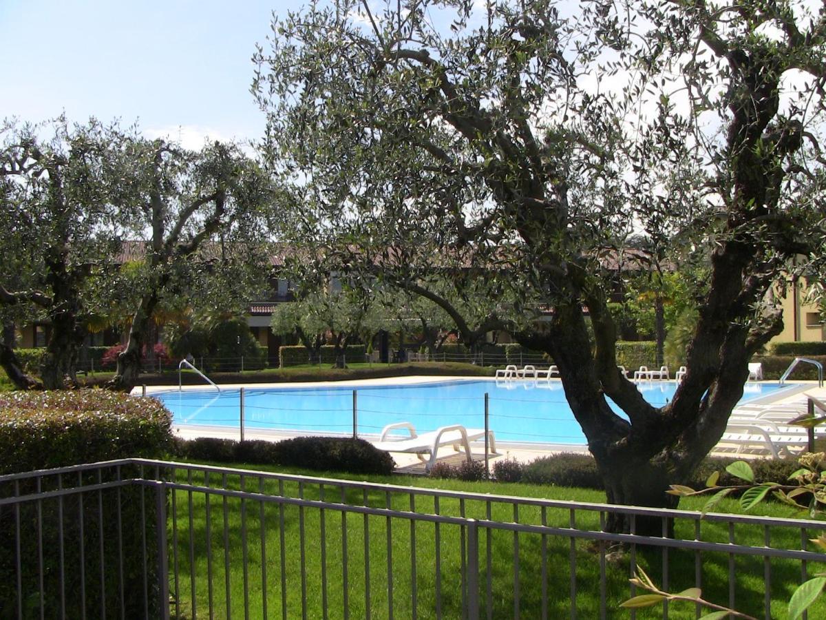 Appartamento Luisa Al Lago D'Iseo Паратико Екстериор снимка