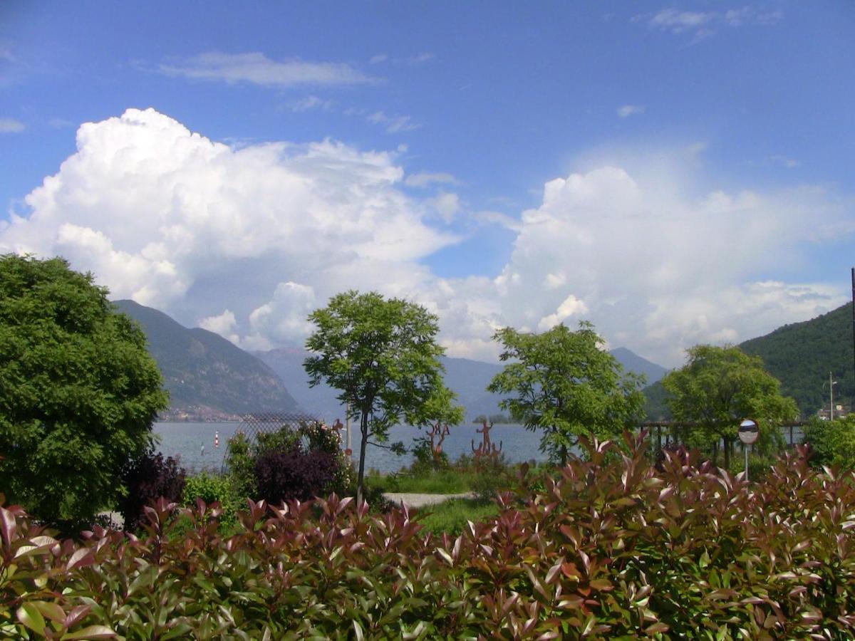 Appartamento Luisa Al Lago D'Iseo Паратико Екстериор снимка